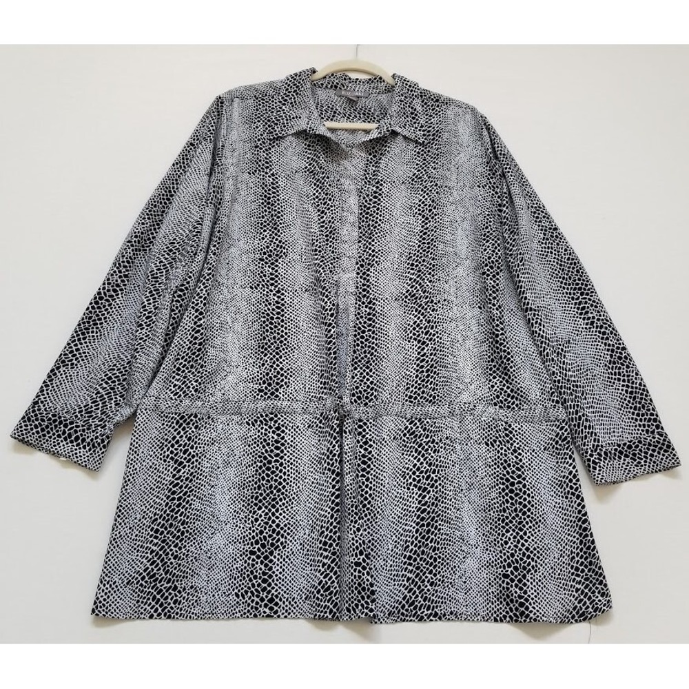 Roz & Ali Tunic Blouse Women's 2X Black White Abstract Long Sleeves Lightweight